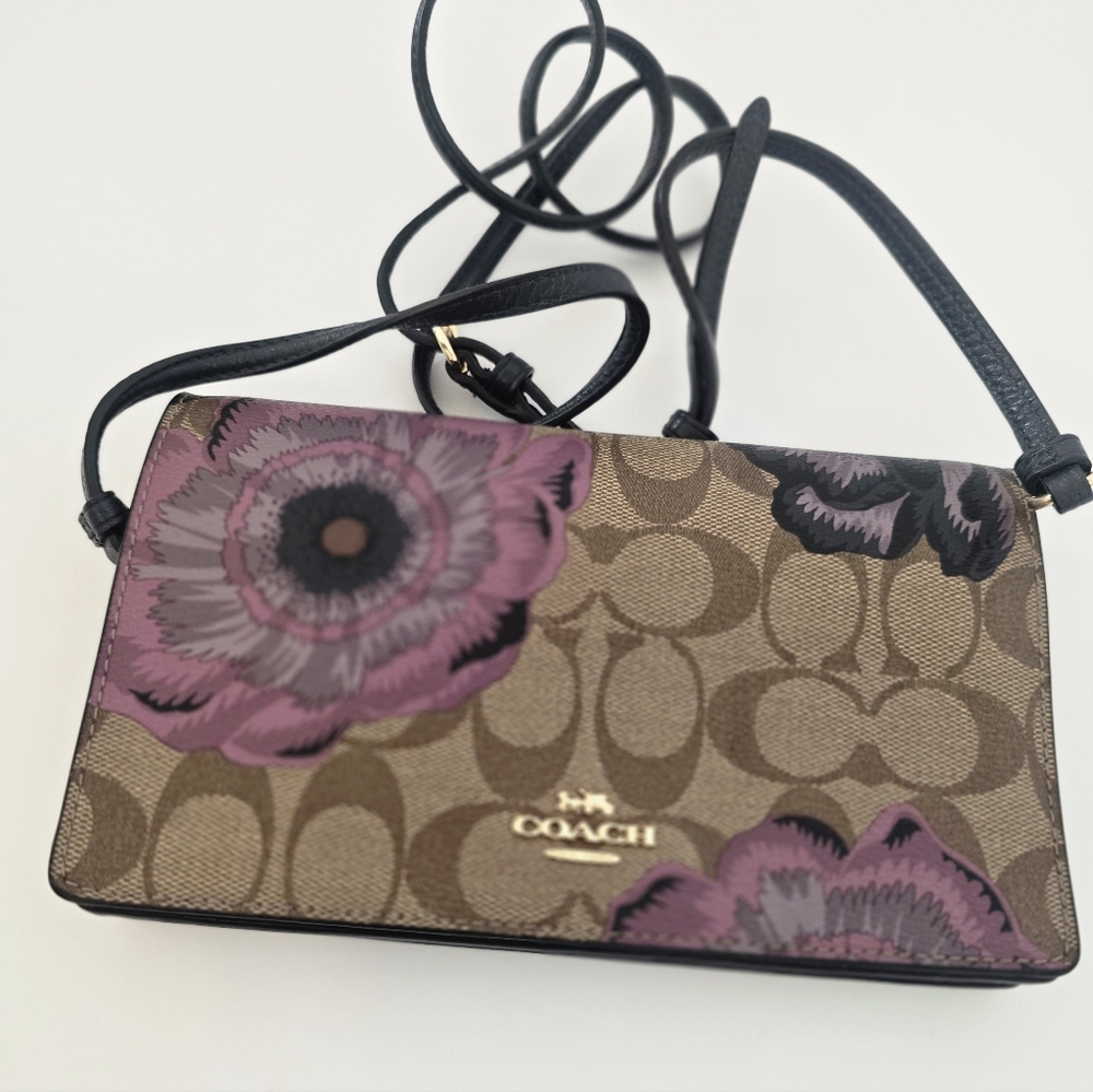 Coach Anna Foldover Crossbody Clutch Signature Kaffee Fassett Floral Print